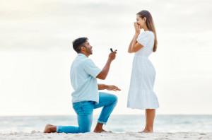 Temukan Koleksi Engagement Ring Terbaru untuk Lamar Kekasihmu