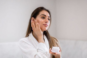 Ladies, Penting Jaga Skin Barrier dengan Perawatan Kulit yang Tepat