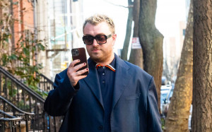 Buntut Aksinya di "Grammy Awards 2023", Sam Smith Diteriaki Pedofil dan Iluminati