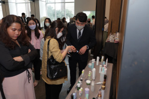 Dukung Kemajuan Industri Kecantikan Lokal, COSMAX Indonesia Hadirkan Innovation Conference 2023