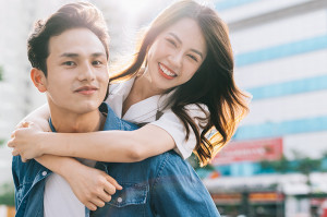 Bucin di Media Sosial? Simak Dulu Tips Seru dari Helo