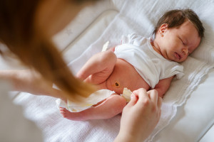Pakai 5 Bahan Alami Ini untuk Atasi Ruam Popok pada Si Kecil
