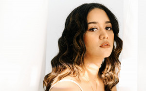 Tiara Effendy Rilis Single “Sama Rata” Setelah Vakum Satu Tahun