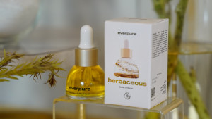 Tersertifikasi Non-Comedogenic, Everpure Hadirkan Face Oil Serum with Pure Mixed Oil