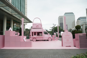 "The Coach Tabby Tour", Pop-up Es Krim Van yang Unik dan Berbeda