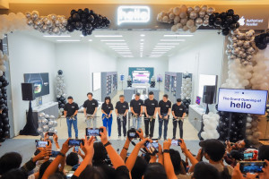 Blibli OMG Resmikan hello, Gerai Offline Khusus Produk Apple