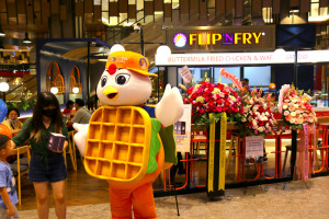 Hadir di MOI,  Flip’NFry Grand Opening Outlet ke-2