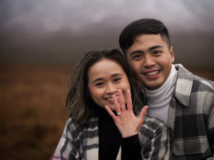 Enggak Pakai MUA, Begini Hasil Potret Prewedding Gritte Agatha dan Arif Hidayat