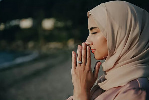 Ini Teman Pas Lawan Panas, Tips Tetap Fit Selama Bulan Puasa