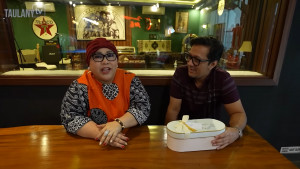 Jalani Kemoterapi, Nunung Cukur Habis Rambutnya