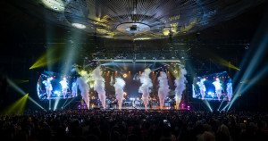 Gandeng Musisi-musisi Ternama, "Billion Songs Concert" Yovie Widianto Sukses Digelar
