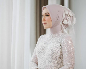 Tampil Memesona, Intip Potret Istri Sahrul Gunawan di Hari Pernikahan