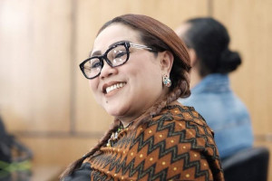 Harus Rutin Minum Obat, Nunung Akui Tak Bisa Ikut Puasa Tahun Ini