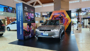 Hyundai Hadirkan Display Spesial Spider-Verse Bersama IONIQ 5 di Indonesia