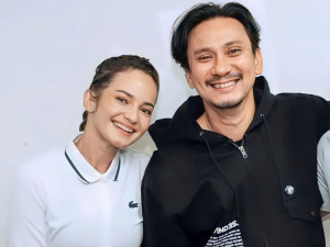 Bikin Haru, Ternyata Ini Alasan Enzy Storia Pilih Vincent Rompies Jadi Saksi Pernikahannya