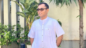 Netizen Curiga Fadly Perankan Video Syur, Haji Faisal Pastikan Didikannya Keras