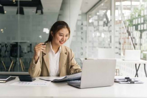 Ladies Wajib Tahu! Ini 6 Tips Siap Kembali Bekerja Setelah Melahirkan