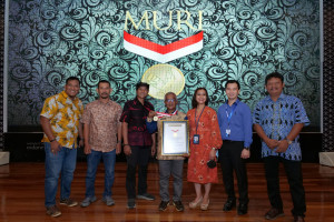 Kolaborasi Pemerintah dan BCA di Desa Wisata Bukit Peramun Diganjar Rekor MURI