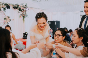 Jangan Bingung! Berikan Hadiah Premium Gold Jewellery di Hari Pernikahan Sahabatmu