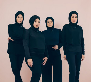 Hijabers, Ini 5 Tips Pilih Baju Renang yang Menutup Aurat dan Nyaman