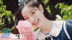 Ulang Tahun ke-25, Dahyun TWICE Berikan Hadiah Cover Lagu pada Penggemar