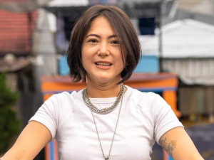 Unggah Selfie dengan Uban di Rambut, Poppy Sovia Banjir Pujian Netizen