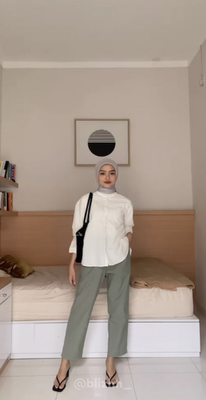 Ratusan Wardah Youth Ambassador Bagikan Inspirasi Fesyen Modest Wear Bersama UNIQLO Indonesia