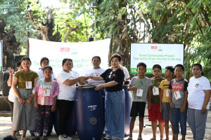 Selamatkan Laut, UNIQLO Gelar Edukasi Sampah, Pembersihan Pantai dan Transplantasi Terumbu Karang