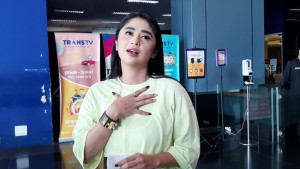 Sempat Berseteru dengan Ketua RT, Dewi Perssik Ngaku Sudah Berdamai