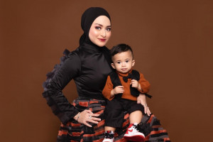 Dinyinyiri Netizen soal Anak yang Sedang Sakit, Nathalie Holscher: Semoga Semakin Pintar