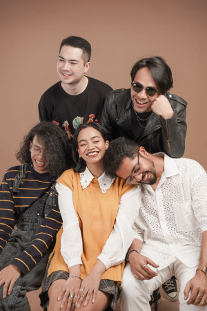 Comeback! Harra. Hadirkan "Hasratku Saja" Tuk Obati Rindu Penggemar