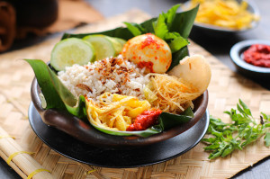 Nasi Uduk Tradisional Hidangan Klasik yang Menghanyutkan Lidah