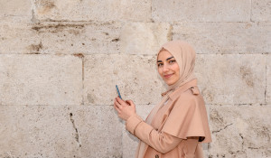 Ternyata Selain Cantik Mereka Juga Seorang Desainer, Siapa Sajakah Mereka?