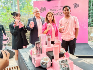 BLINK Jangan Sampai Ketinggalan! Kolaborasi BLACKPINK dan STARBUCKS Hadirkan Merchandise Edisi Terbatas