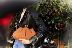 Tur Duni Pasticcino Bag, Pemberhentian Kedua Prancis