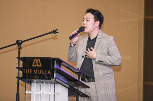 Isu Pemotretan Tanpa Busana, CEO Miss Universe Indonesia Mundur dari Jabatannya