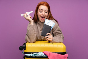 Perkuat Karaktermu, 5 Pilihan Warna Kamar untuk Kamu yang Hobi Traveling