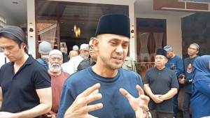 Bawa Kabar Duka, Ramzi Ceritakan Kronologi Kepergian Sang Ibu