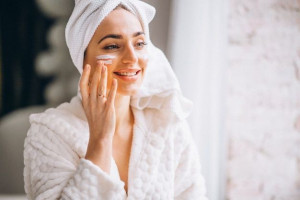 5 Manfaat Menggunakan Skincare Rutin Bagi Kesehatan Mental