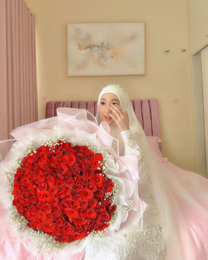 Selamat! Larissa Chou Resmi Dipersunting Ikram Rosadi
