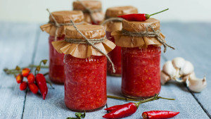 Menggugah Selera Makan dengan Rasa Pedas, Yuk Kenali Jenis Sambal Khas Indonesia