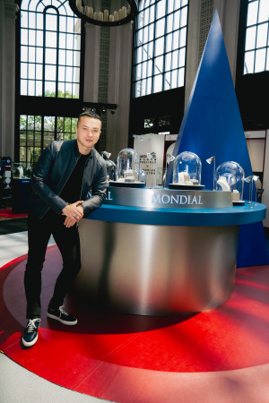 Gunakan Precious Stone, Intip Perhiasan Kolaborasi MONDIAL dan Nicholas Saputra