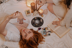 6 Zodiak dan Karakter Gaya Cintanya (Part I)