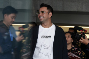 Sambangi Gedung KPK, Raffi Ahmad: Podcast