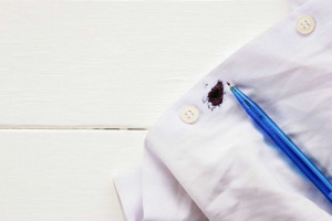 Mudah Dilakukan, 7 Cara Jitu Hilangkan Noda Bekas Tinta di Pakaian