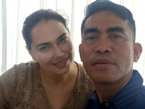 Catherine Wilson dan Idham Masse Kompak Tidak Hadir, Sidang Cerai Perdana Ditunda