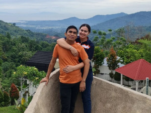 Gugatan Cerai dari Suami Catherine Wilson Digugurkan Pengadilan Karena Hal Ini