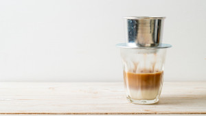 Intip Cara Membuat Kopi Tradisional Vietnam Ca Phe Da