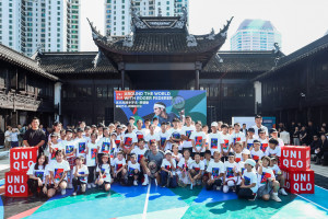Roger Federer Bergabung dengan UNIQLO untuk Seri Terbaru Around the World