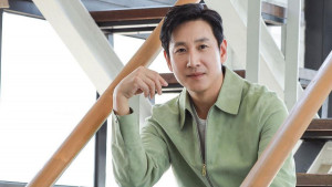 Oscar 2024 Beri Penghormatan Terakhir Untuk Mendiang Lee Sun-kyun